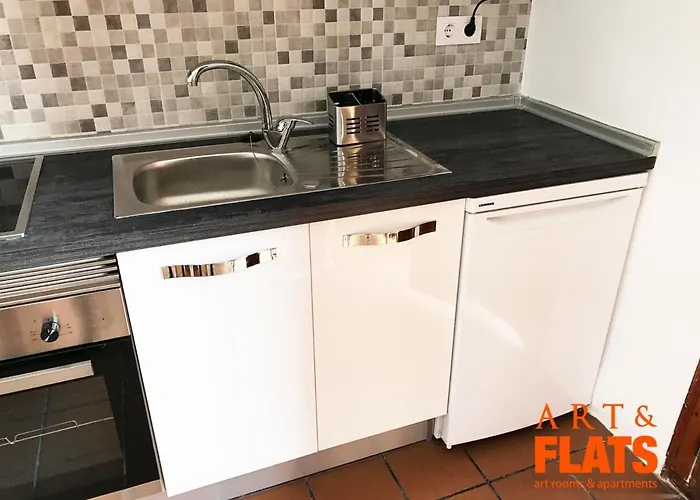 Calle Cuenca 2 Appartement *