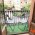 Calle Cuenca 2 公寓 *
