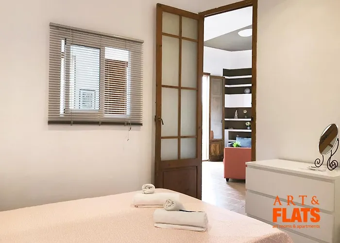 Calle Cuenca 2 * Valencia